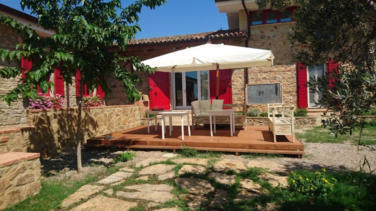 Bed and Breakfast Il Barbagianni Montepescali Zewnętrze zdjęcie