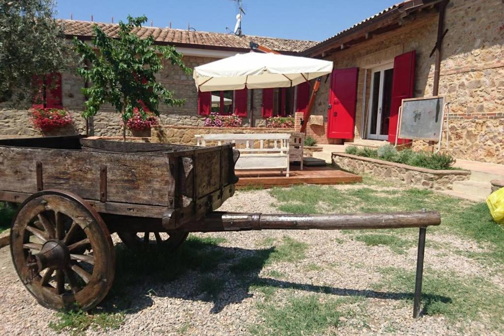 Bed and Breakfast Il Barbagianni Montepescali Zewnętrze zdjęcie