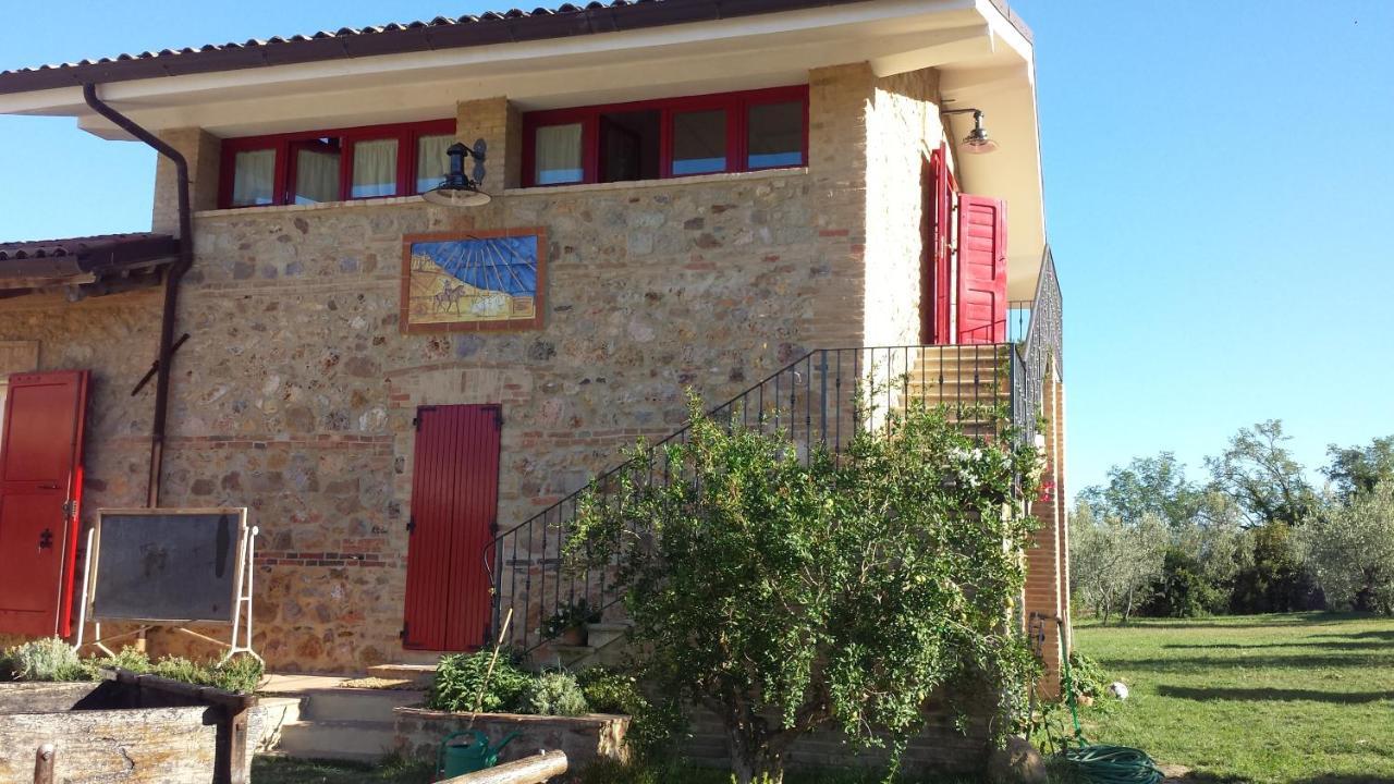 Bed and Breakfast Il Barbagianni Montepescali Zewnętrze zdjęcie